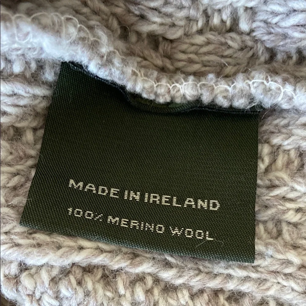 Cream Cable Knit Crew Neck Sweater - Picture 3 of 8